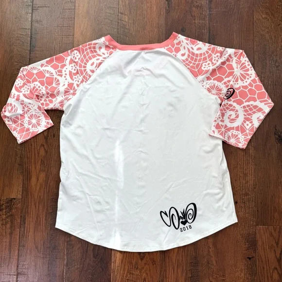 SANDONER 2018 limited edition doll graphic pullover top, RARE, size XL/2XL